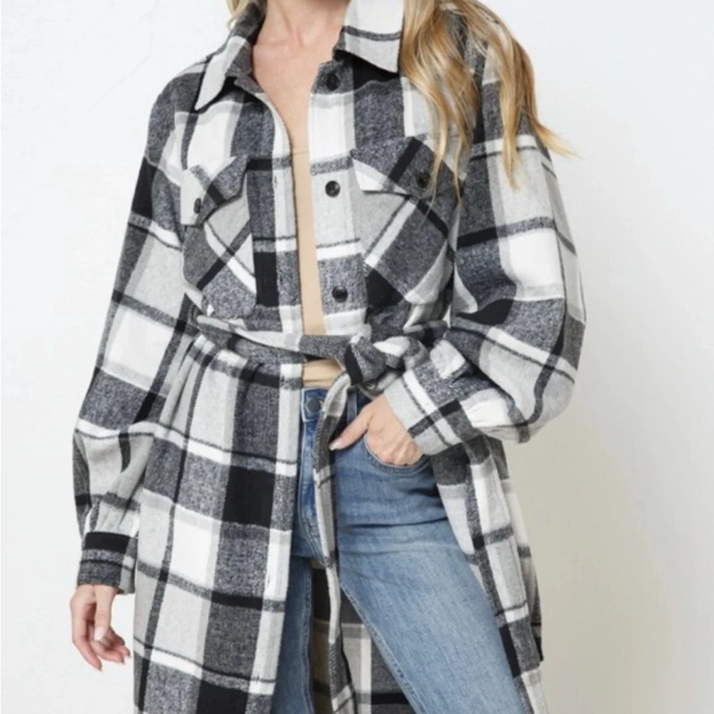 BLANKNYC Long Plaid Belted Shacket Coat Black Gray White Size M